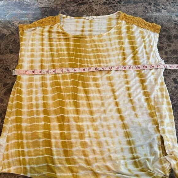 Como Blu Women’s Plus Size 1XL Front Tie Embroidered Detail​ - Picture 3 of 11